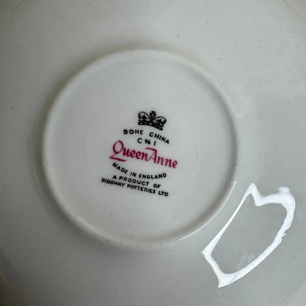 Queen Anne Bone China Saucer Plate Purple Violets Gold Trim England
